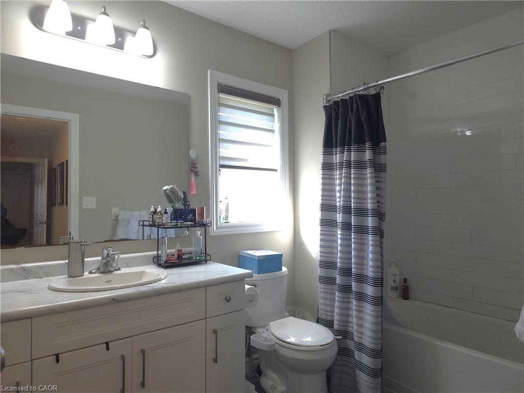 423 Avens Street Property Photo 13