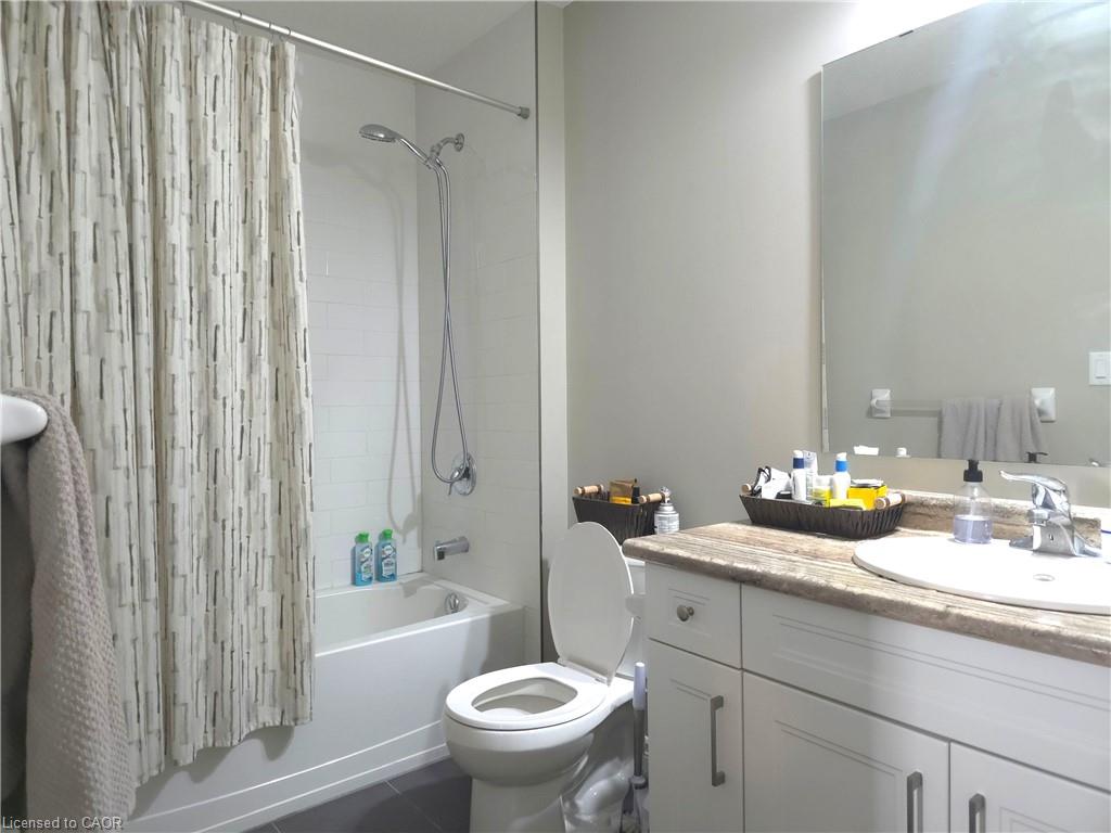 423 Avens Street Property Photo 14