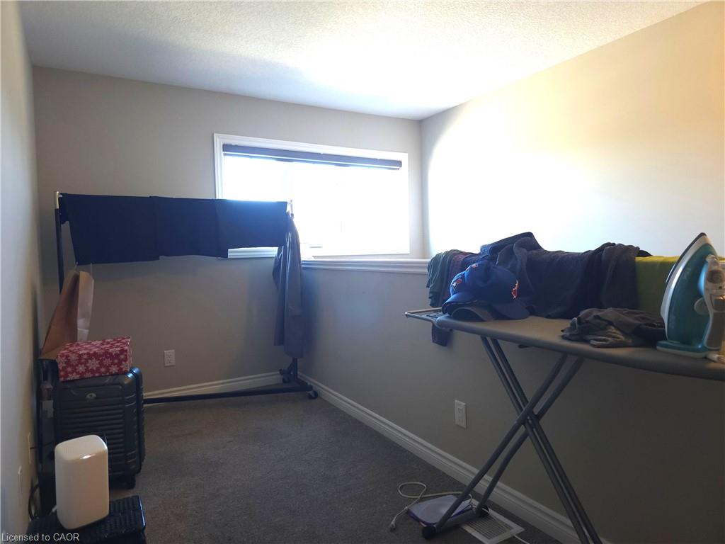 423 Avens Street Property Photo 16