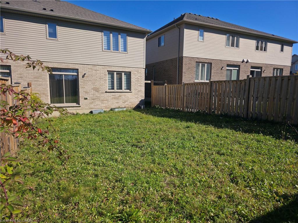 423 Avens Street Property Photo 18