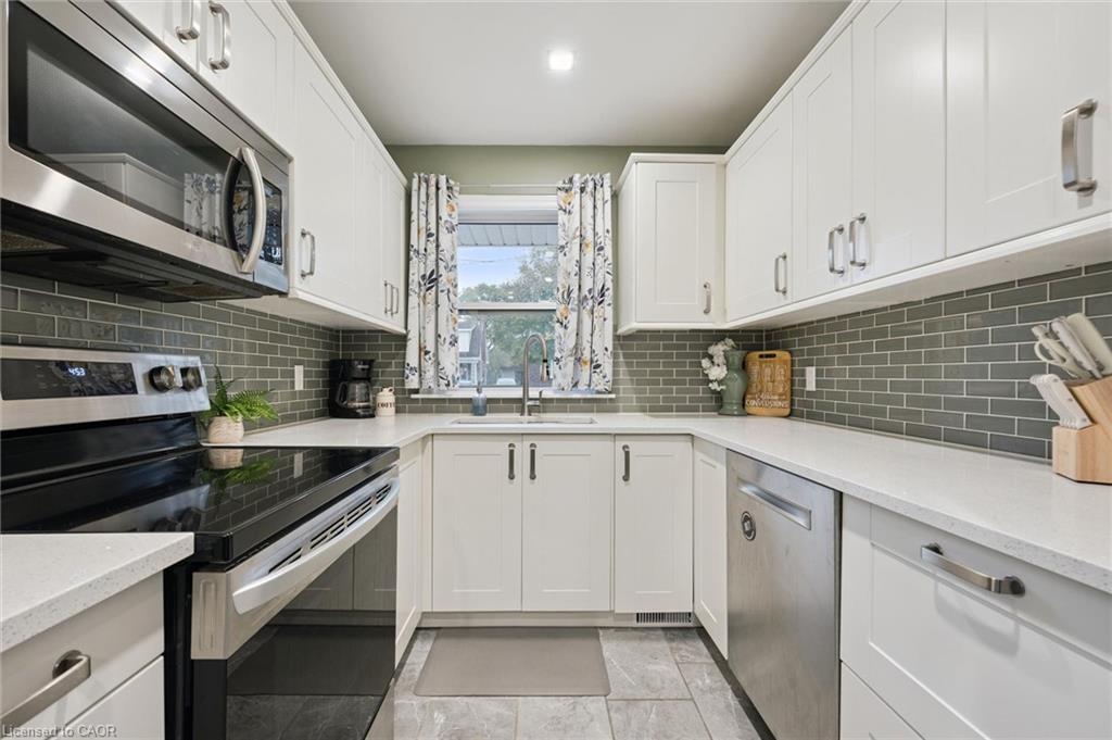 22 Fifth Avenue Property Photo 8
