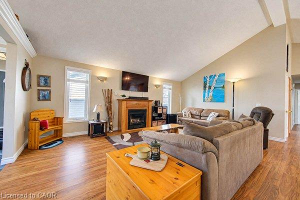 111 Clarene Avenue Property Photo 8