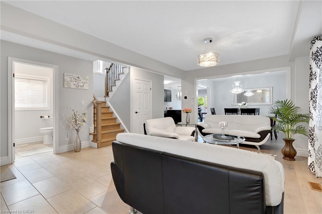 343 Steepleridge Street Property Photo 5