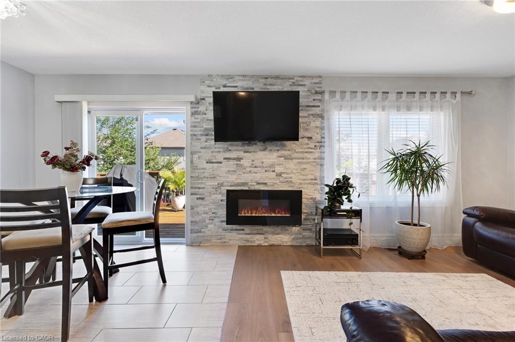 343 Steepleridge Street Property Photo 15