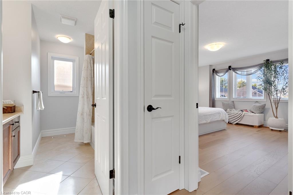 343 Steepleridge Street Property Photo 23