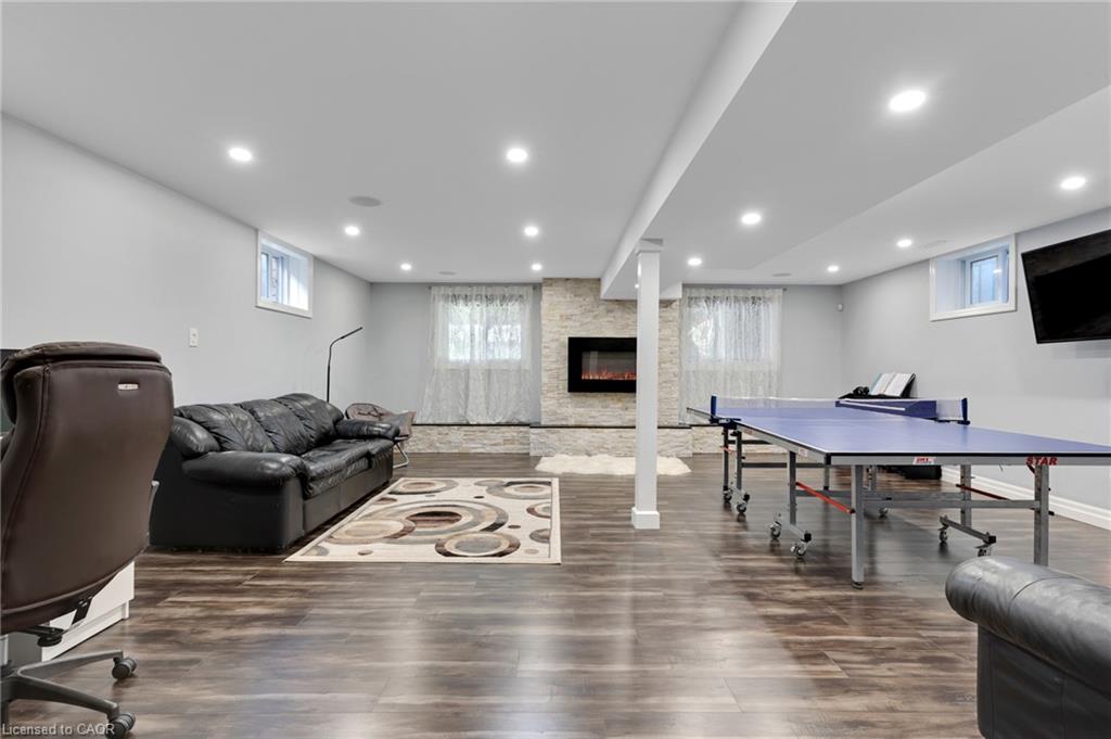 343 Steepleridge Street Property Photo 29
