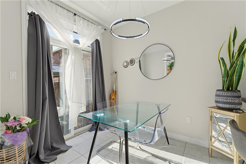 58 Summerberry Way Property Photo 18