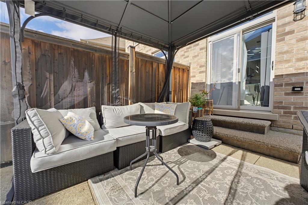 58 Summerberry Way Property Photo 34