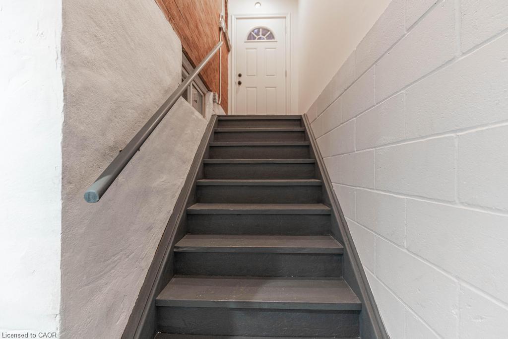 88 Wilson Street E Property Photo 18