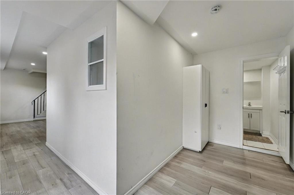 2610 Islington Avenue Property Photo 6