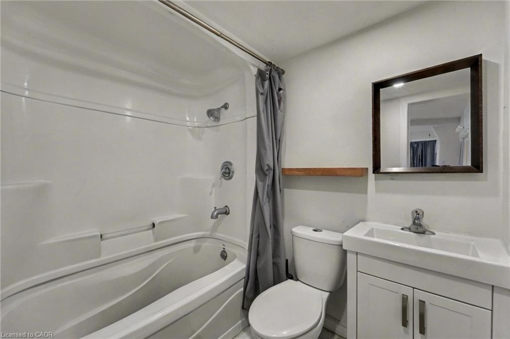 2610 Islington Avenue Property Photo 27