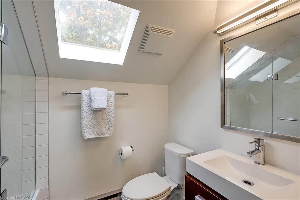 6-432 Burlington Avenue Property Photo 21