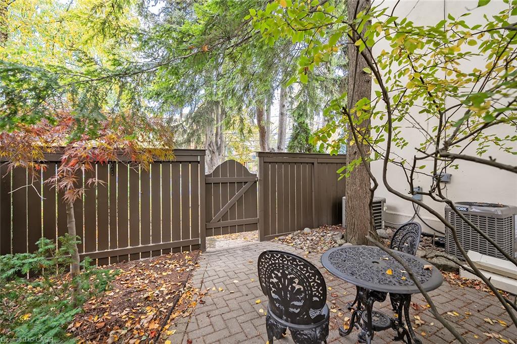6-432 Burlington Avenue Property Photo 25