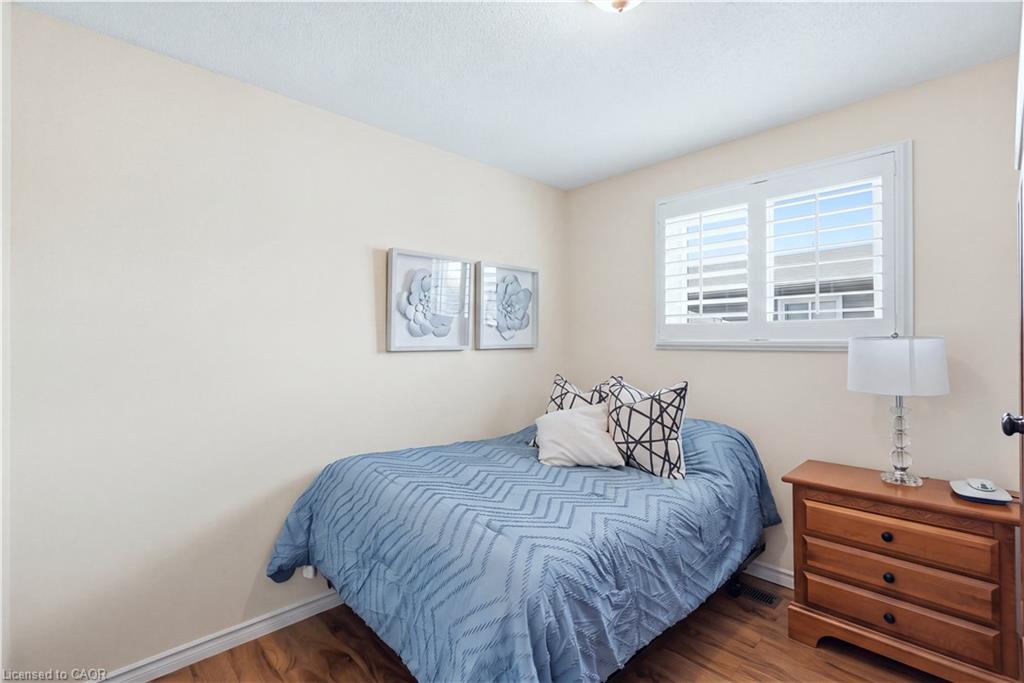 99 Lynden Hill Crescent Property Photo 13