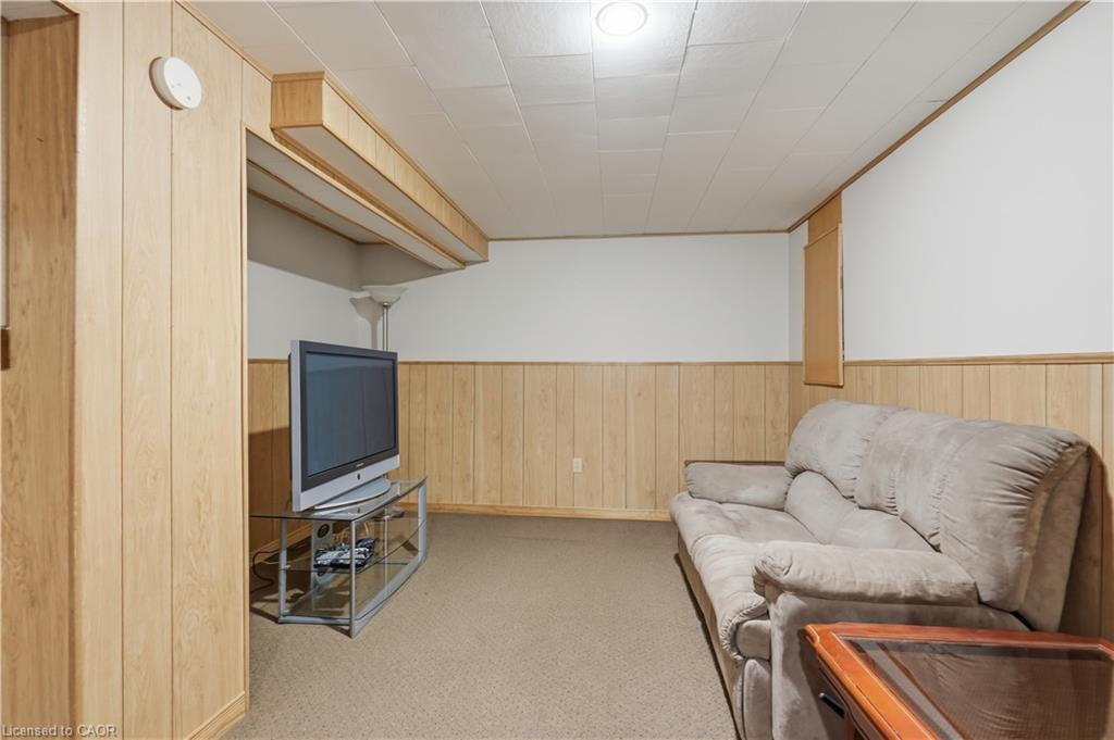 99 Lynden Hill Crescent Property Photo 24