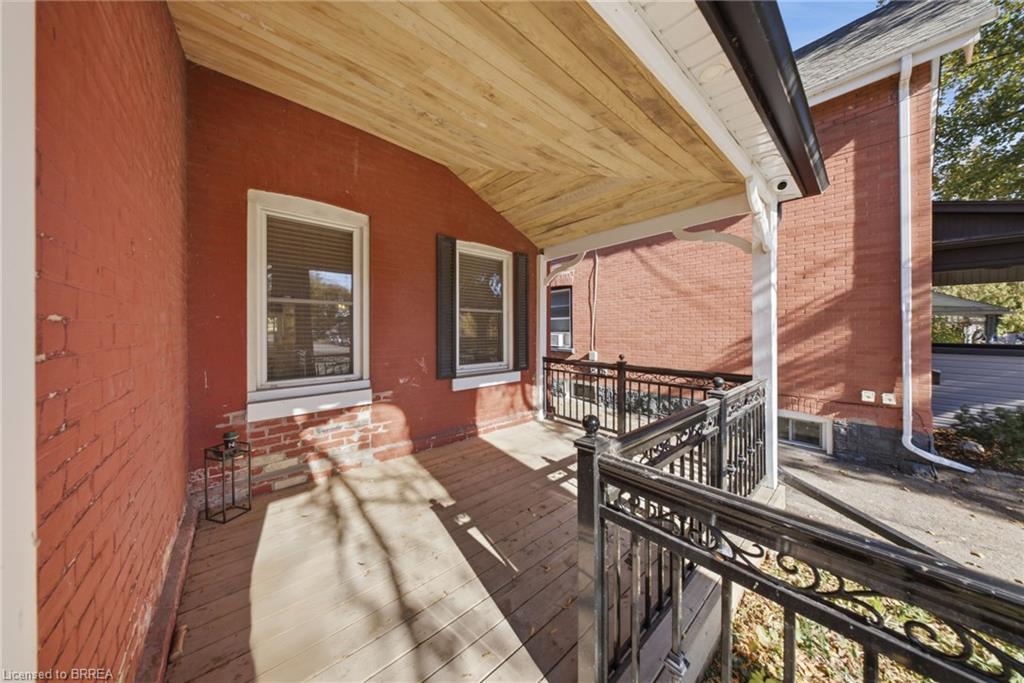 74 Richmond Street Property Photo 7