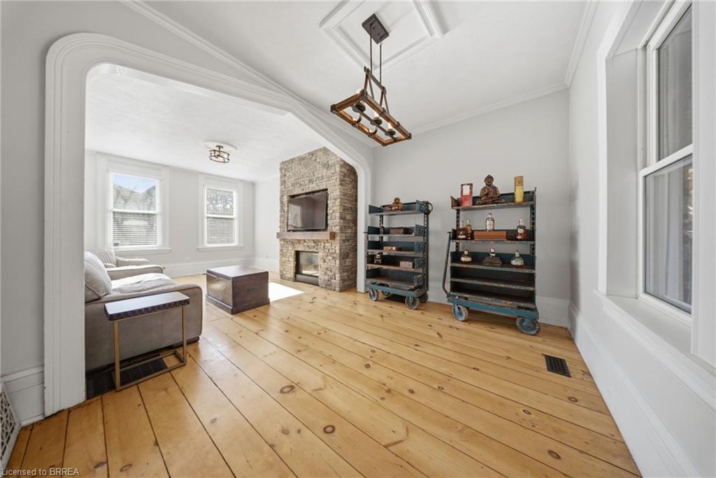 74 Richmond Street Property Photo 17
