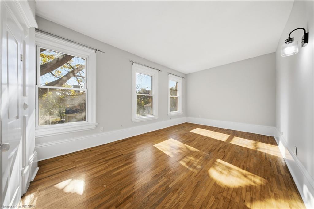 74 Richmond Street Property Photo 29