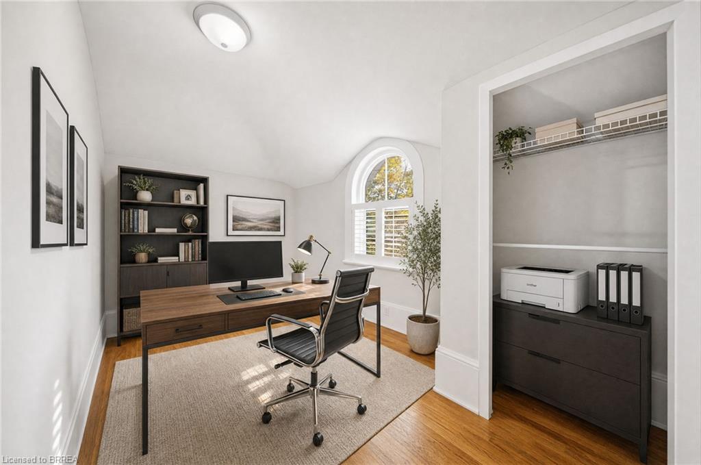 74 Richmond Street Property Photo 33