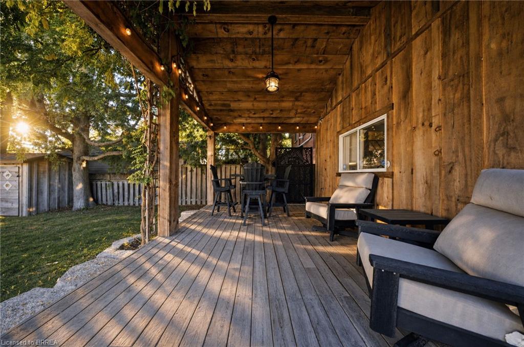 74 Richmond Street Property Photo 37