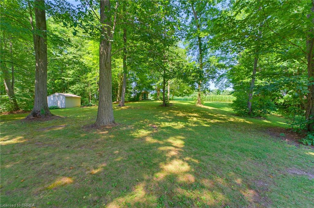 301 Governors Road E Property Photo 24