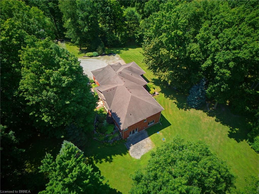 301 Governors Road E Property Photo 30
