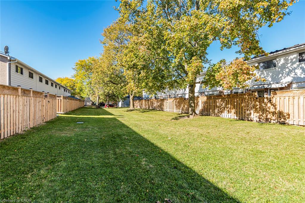 7-100 St Andrews Court Property Photo 45