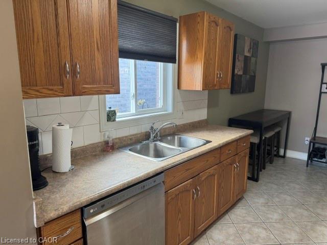 540 Ontario Street Property Photo 12