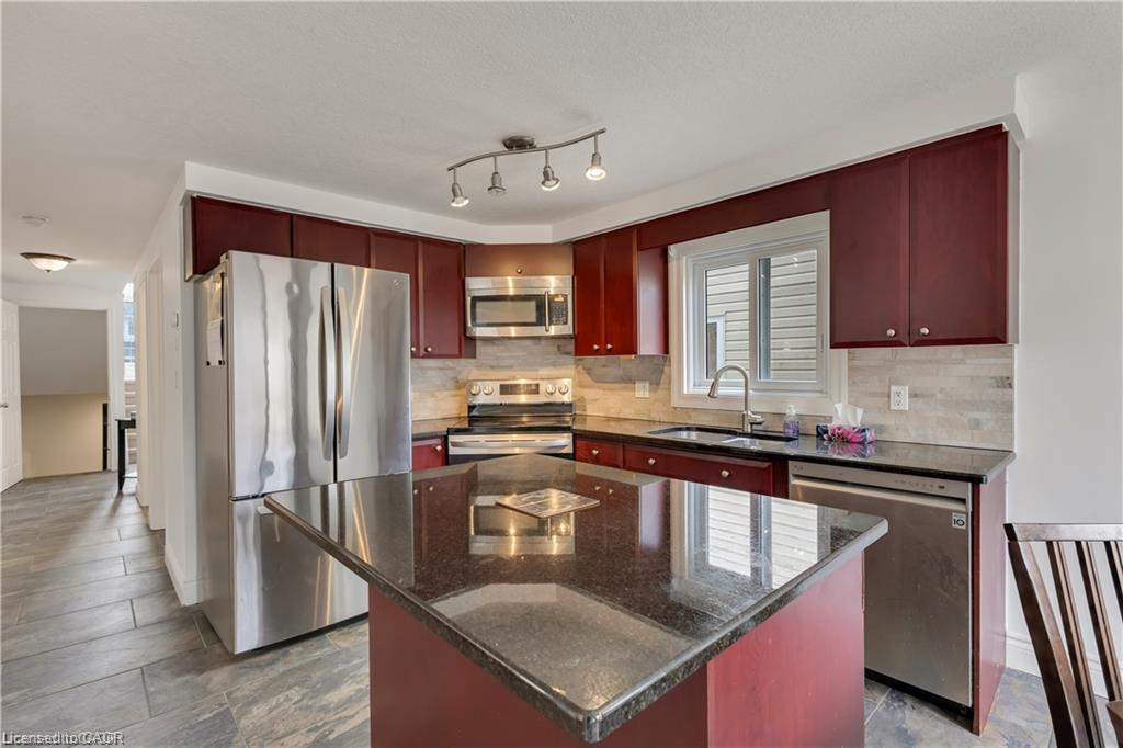 603 Mountain Maple Avenue Property Photo 8
