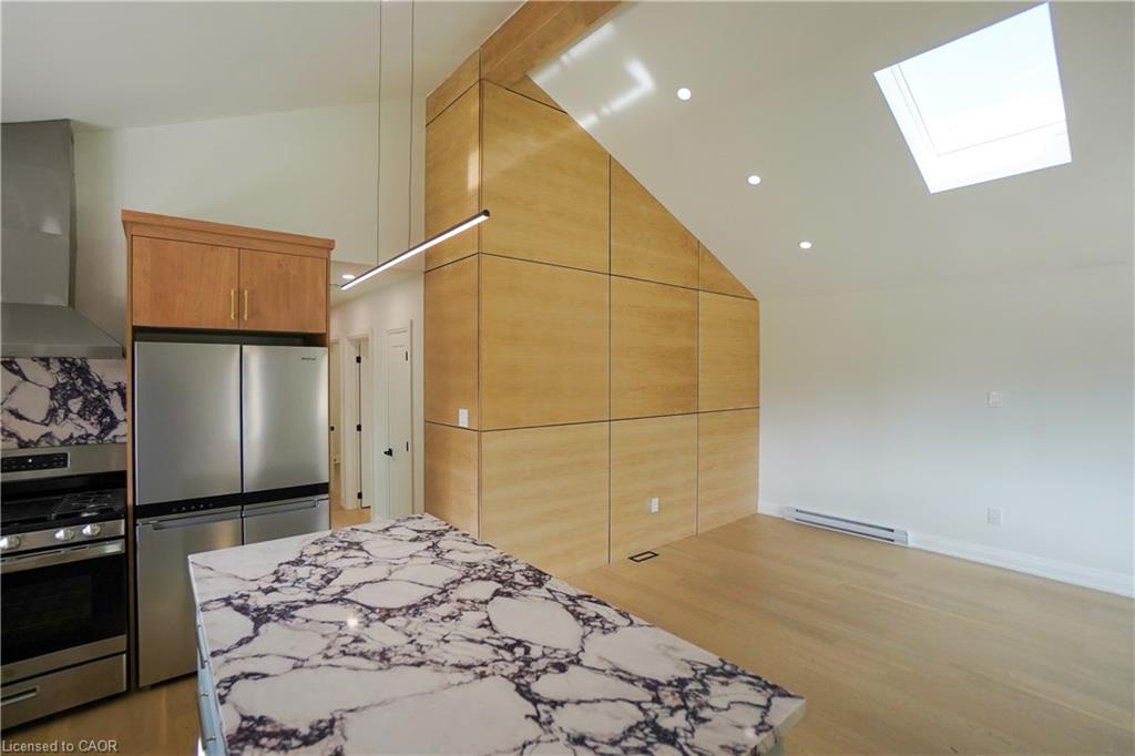 136 Warren Avenue Property Photo 10