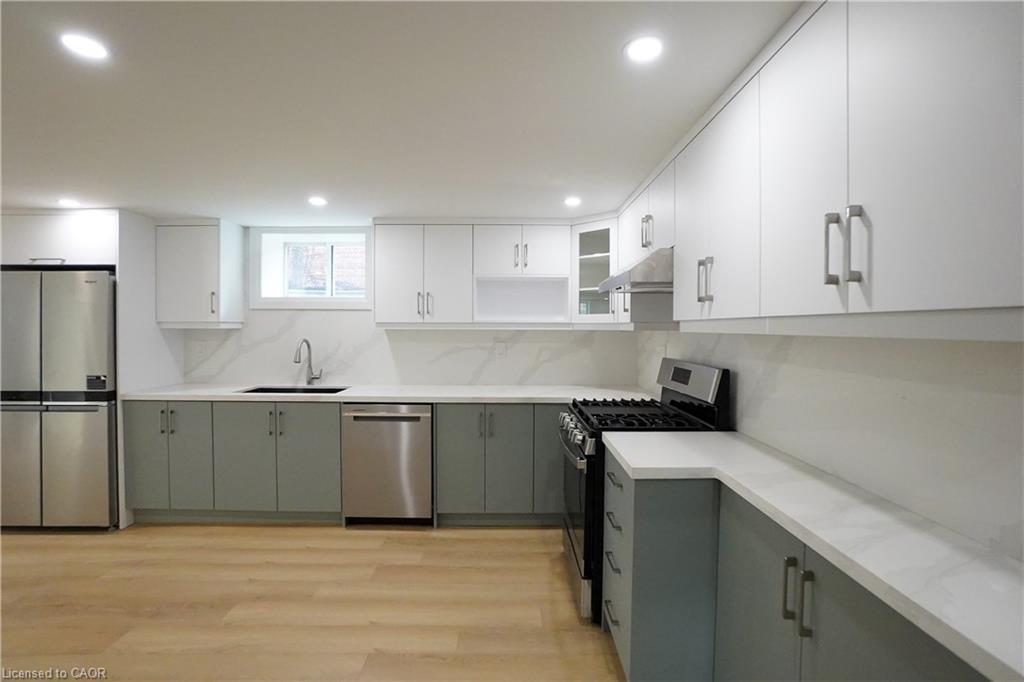 136 Warren Avenue Property Photo 30