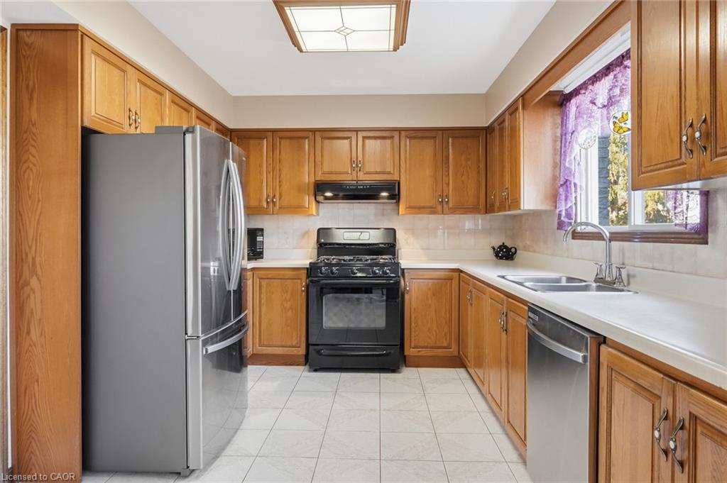 25 Candor Crescent Property Photo 21