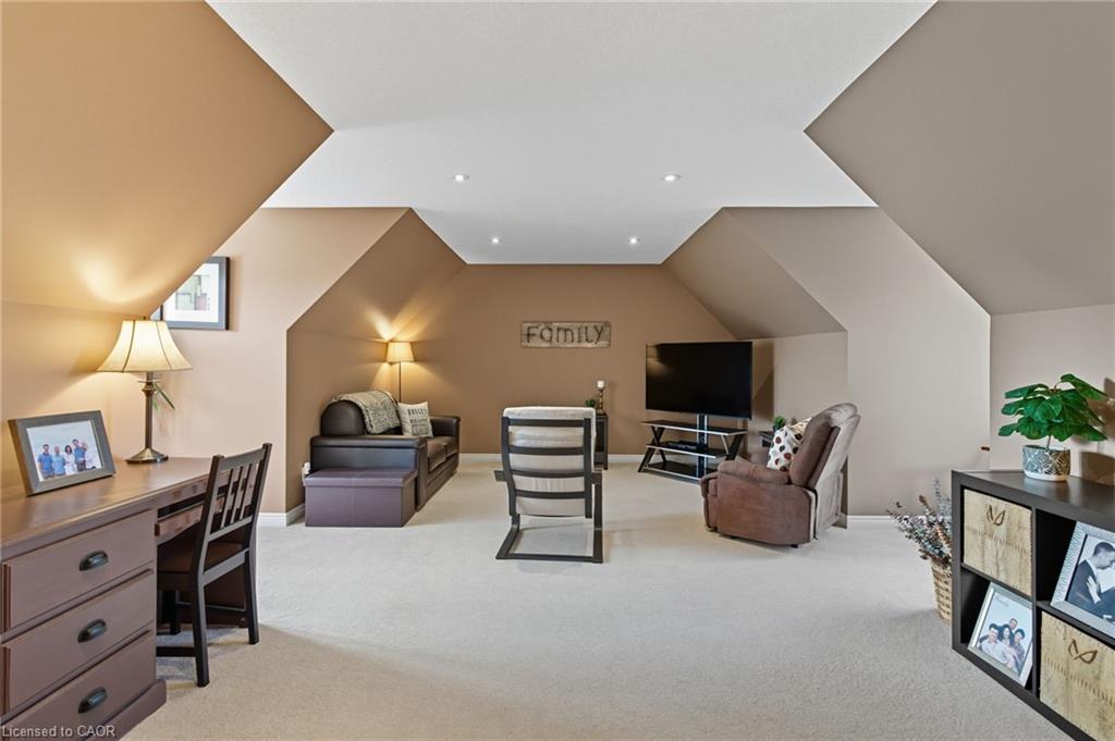 4 Blackburn Court Property Photo 21