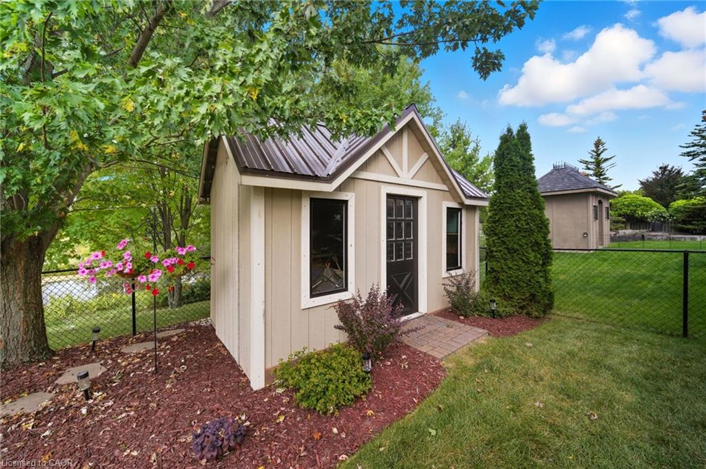 4 Blackburn Court Property Photo 40
