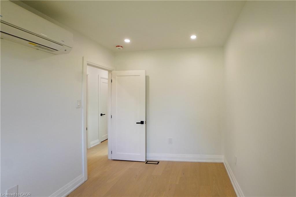 136 Warren Avenue Property Photo 22