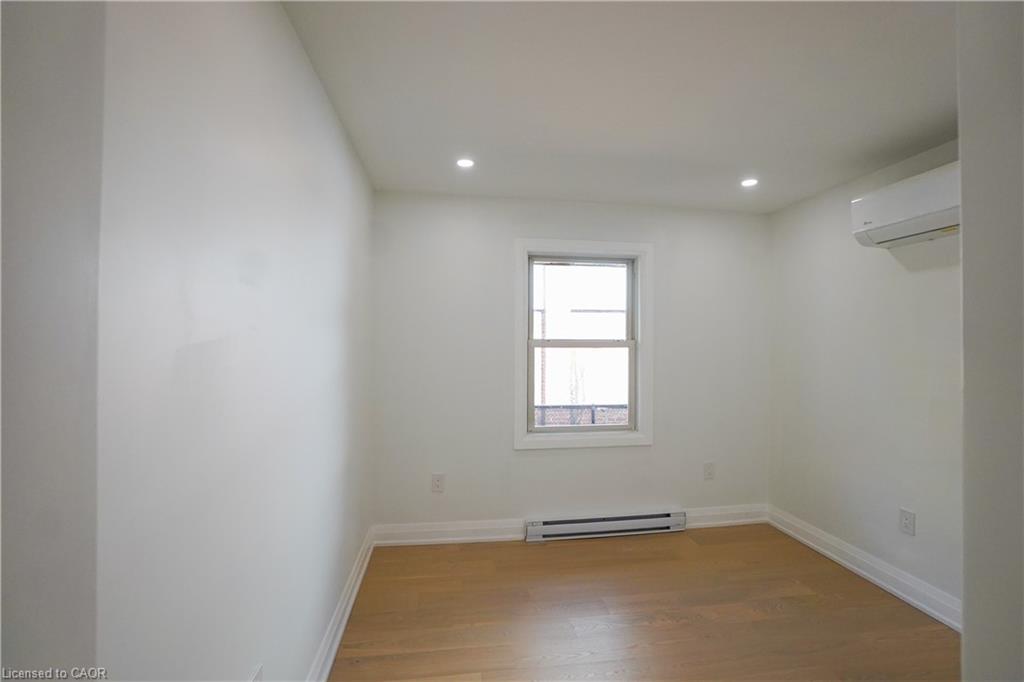 136 Warren Avenue Property Photo 24