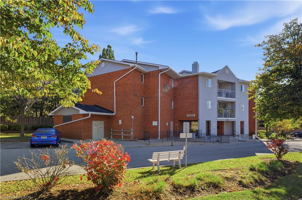 408-500 Westmount Road W Property Photo 1