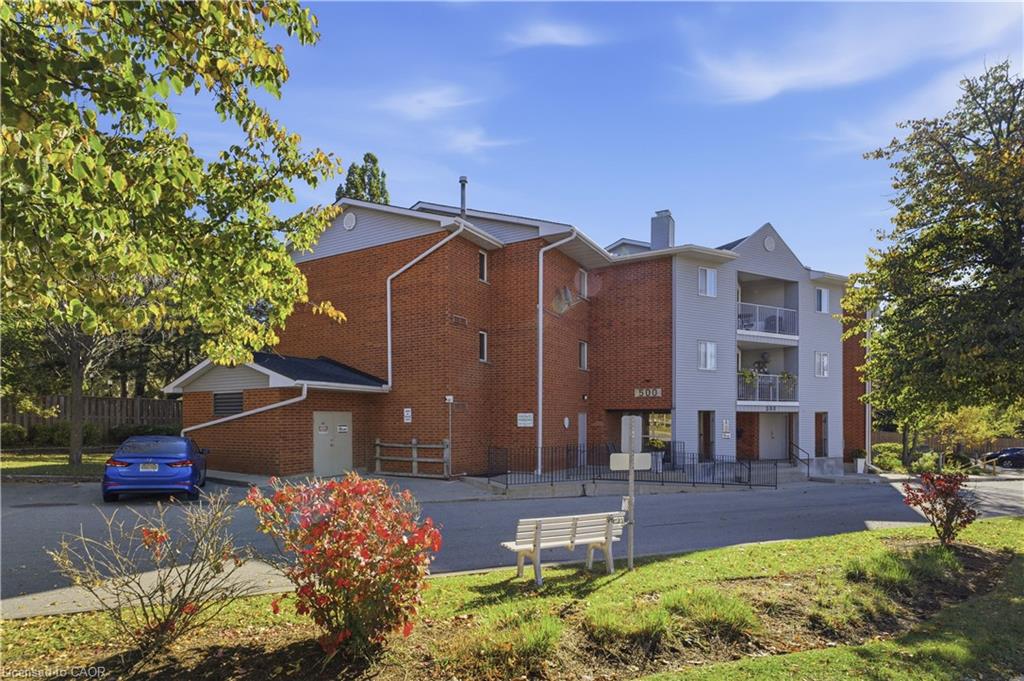 408-500 Westmount Road W Property Photo 1