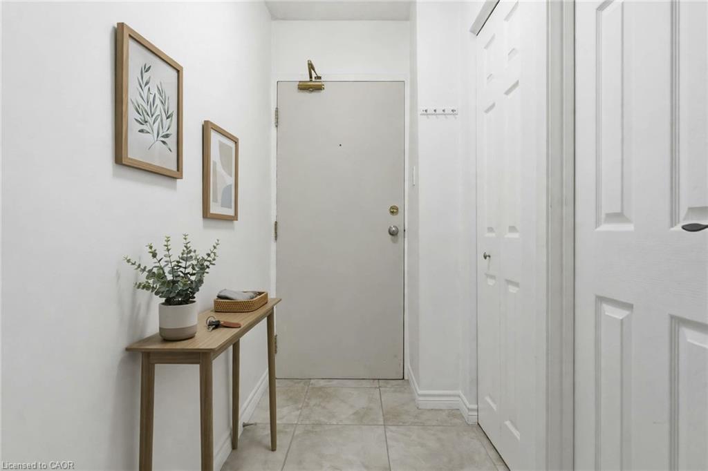 408-500 Westmount Road W Property Photo 2