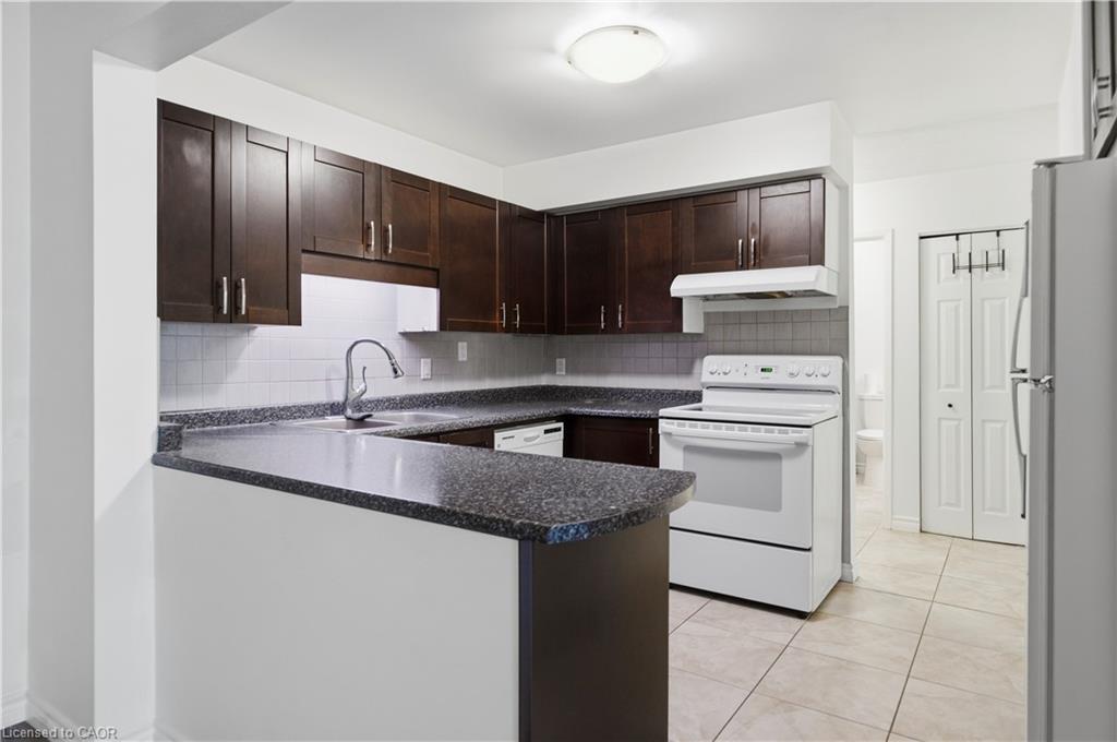 408-500 Westmount Road W Property Photo 4