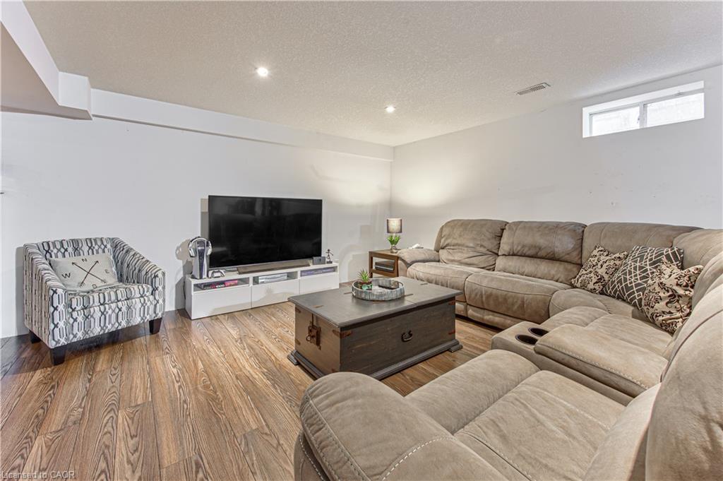 87 Isaiah Drive Property Photo 34