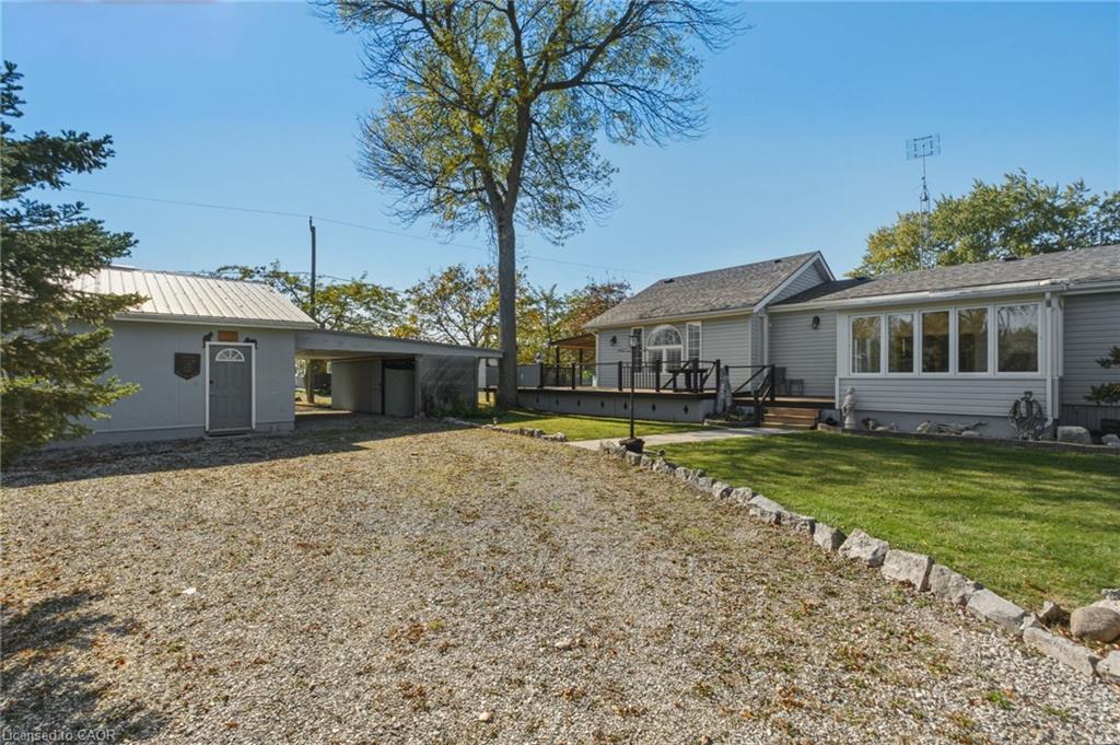 1022 Lakeshore Road Property Photo 3