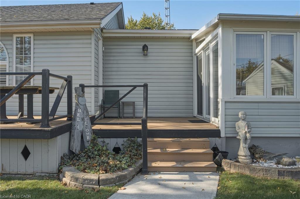 1022 Lakeshore Road Property Photo 4