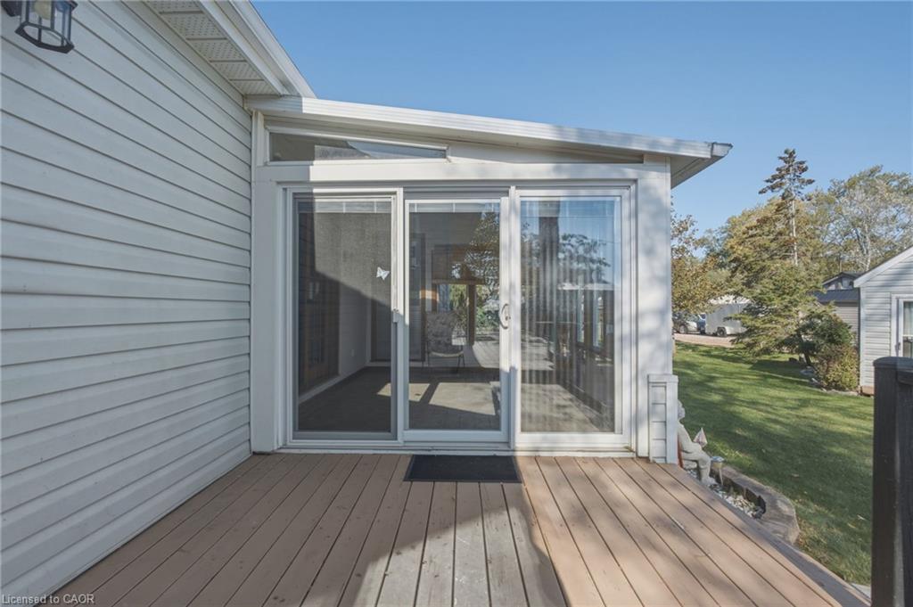 1022 Lakeshore Road Property Photo 5