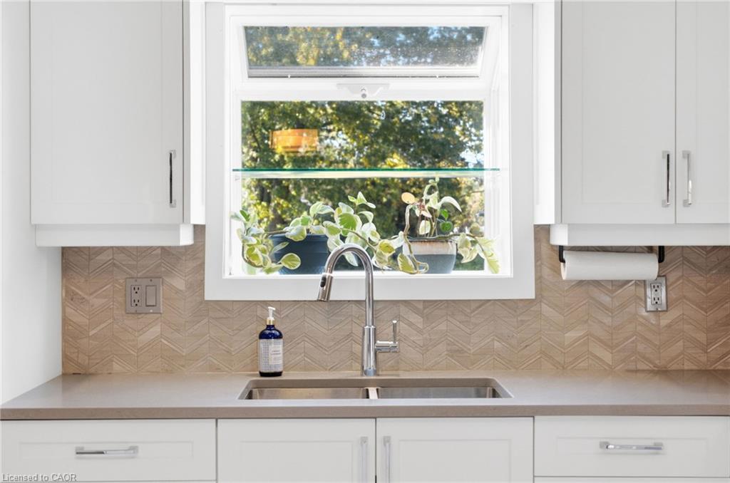 1022 Lakeshore Road Property Photo 15