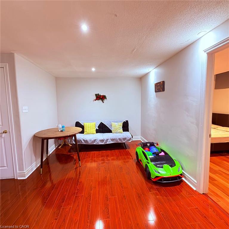 1449 Spring Garden Court Property Photo 2