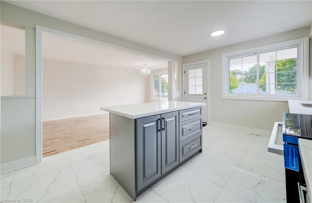176 Samuelson Street Property Photo 11