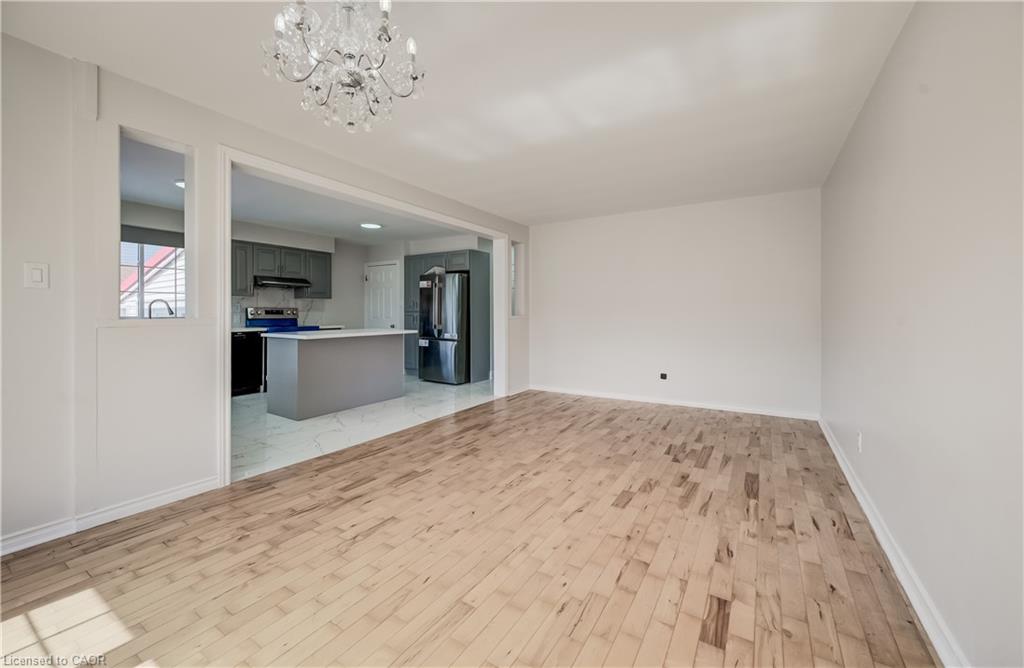 176 Samuelson Street Property Photo 14