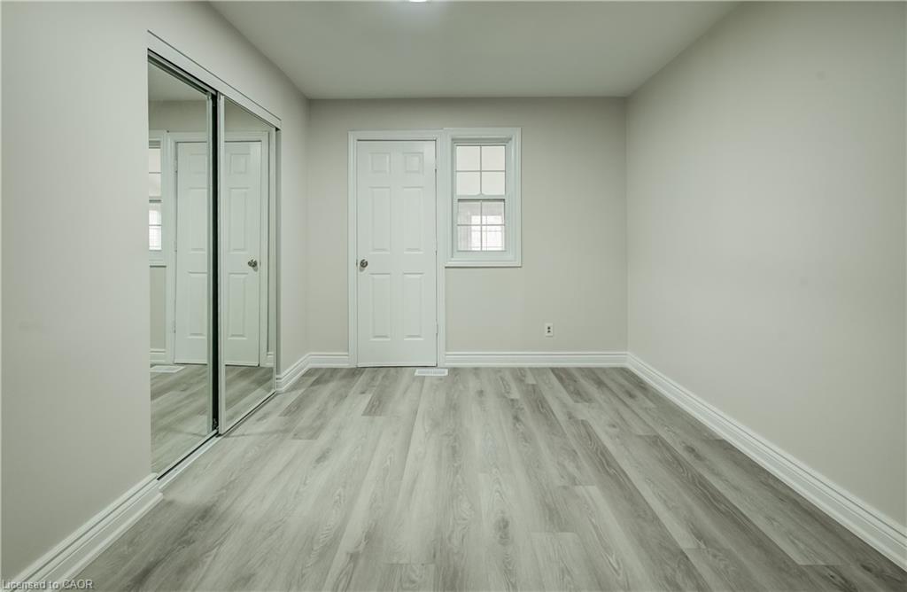 176 Samuelson Street Property Photo 18