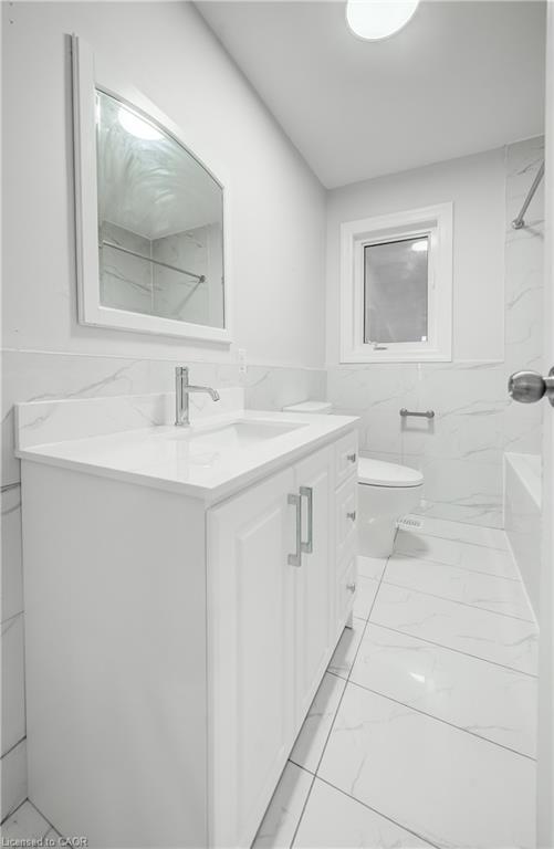 176 Samuelson Street Property Photo 22